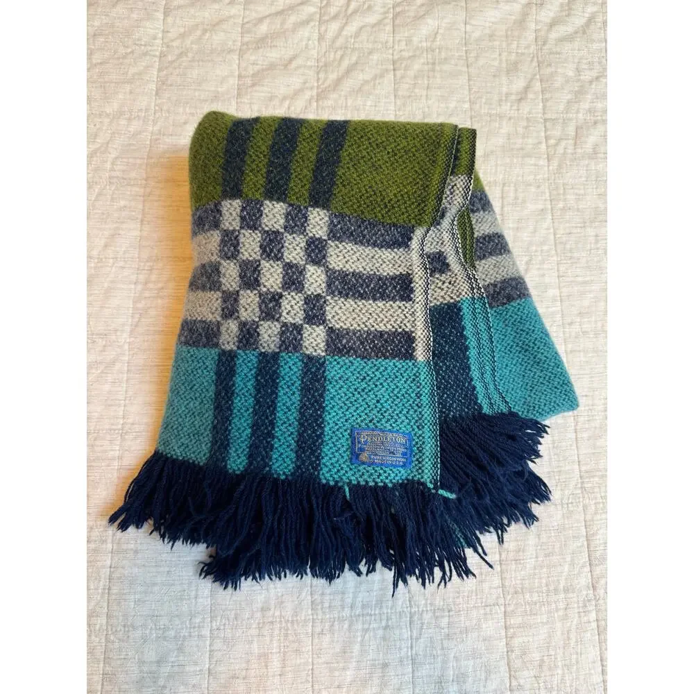 VTG Pendleton %100 Virgin Wool Woven Fringe Throw Blanket Afghan 46” x 64” MCM